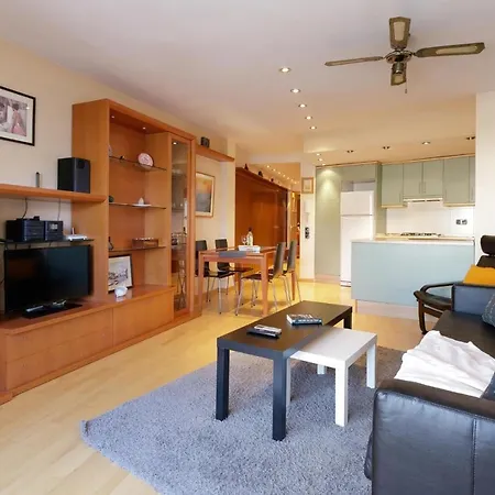 Lets Holidays 2 In Apartment