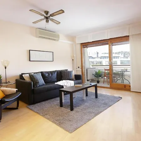 Lets Holidays 2 In Apartment *