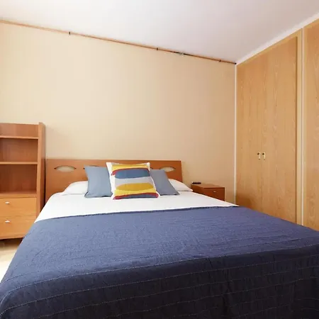 Apartment Lets Holidays 2 In Tossa de Mar
